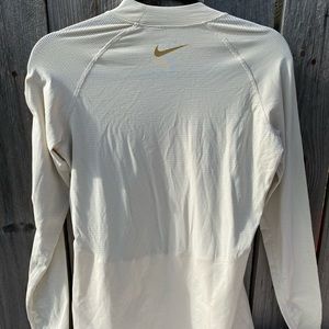 NIKE long sleeve